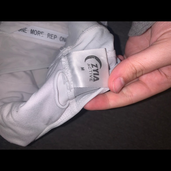 Zyia white all star bra - Picture 3 of 3